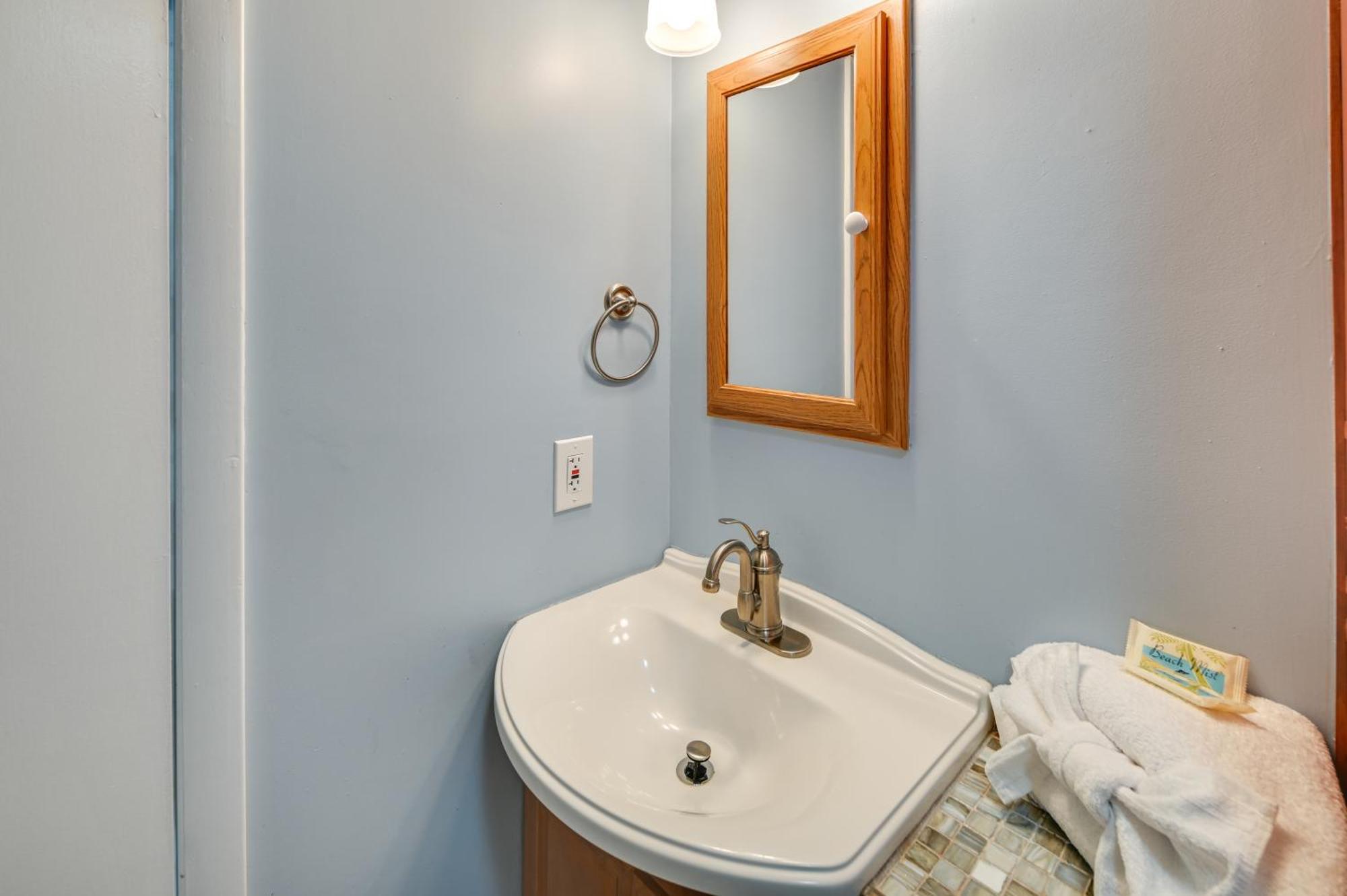 Cozy Coastal Condo With Airy Oceanfront Balcony Myrtle Beach Eksteriør billede